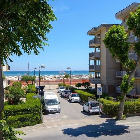Residence Royal Rimini Exteriér fotografie