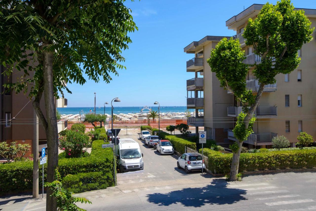 Residence Royal Rimini Exteriér fotografie