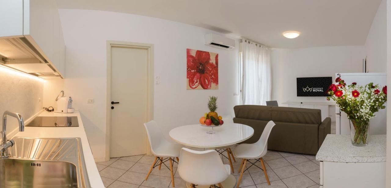 Residence Royal Rimini Exteriér fotografie