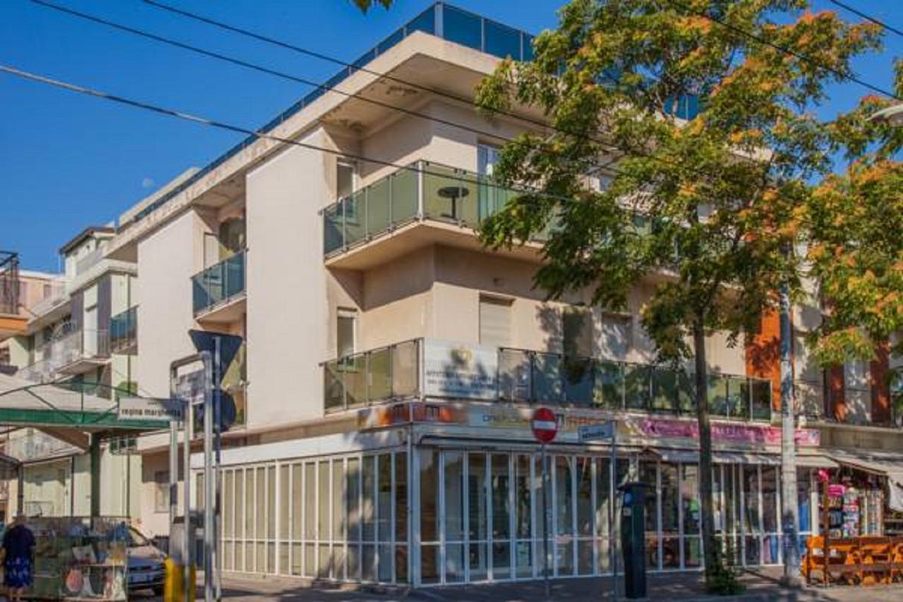 Residence Royal Rimini Exteriér fotografie