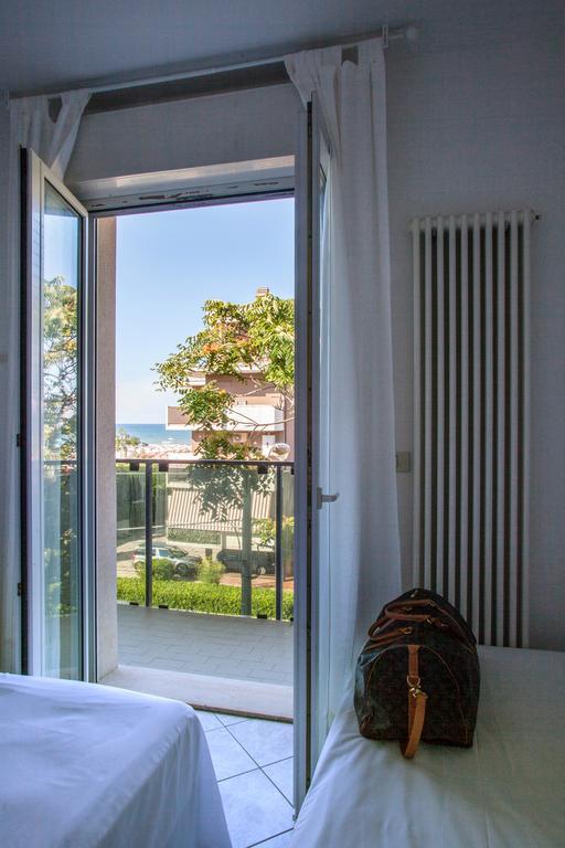 Residence Royal Rimini Pokoj fotografie